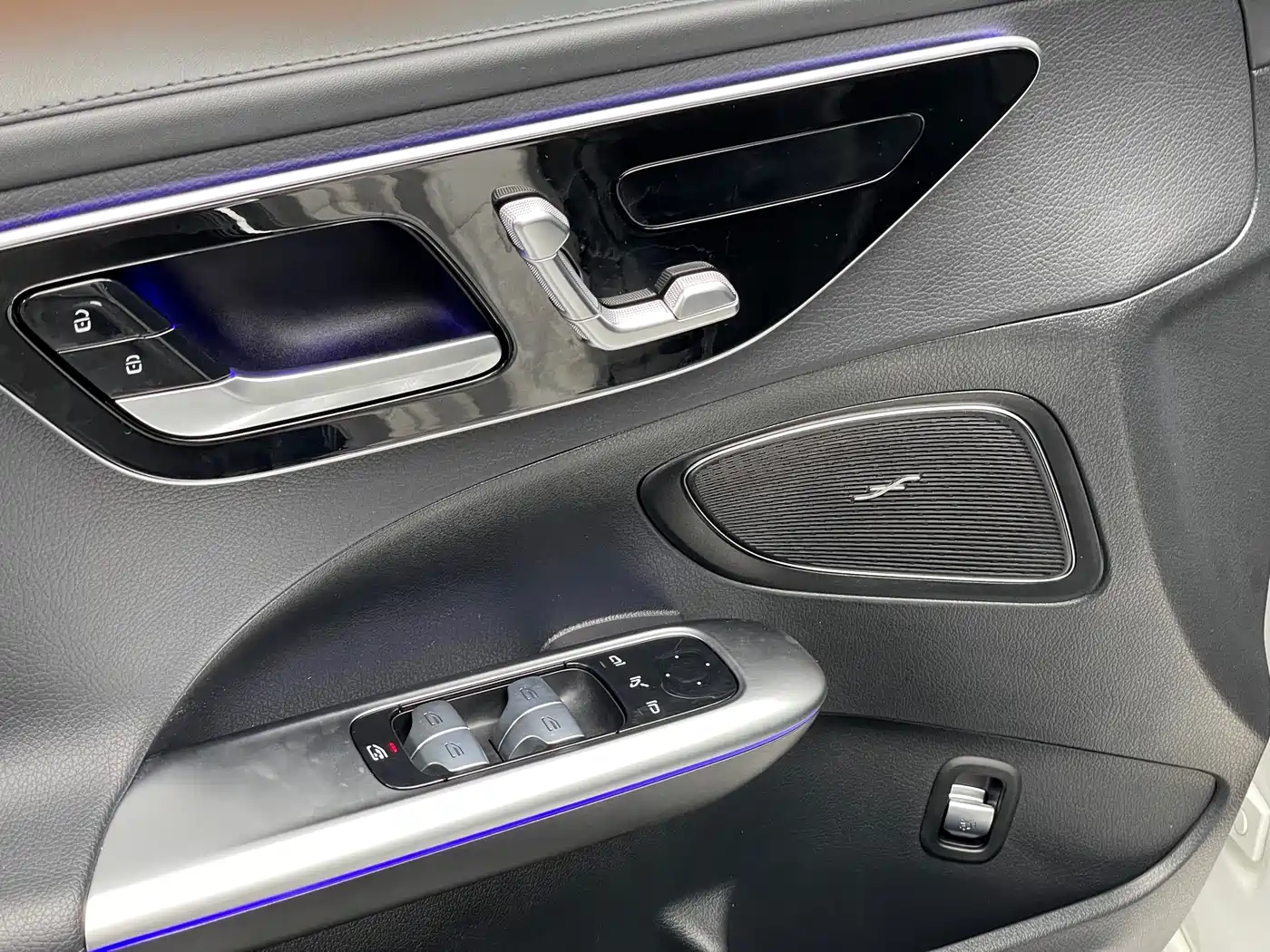 Mercedes-Benz C-Class 2022 Facelift C 260 L Sport фото 9
