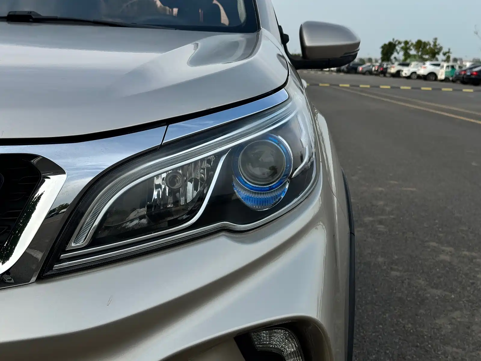 Фото 2 - Geely Vision X3