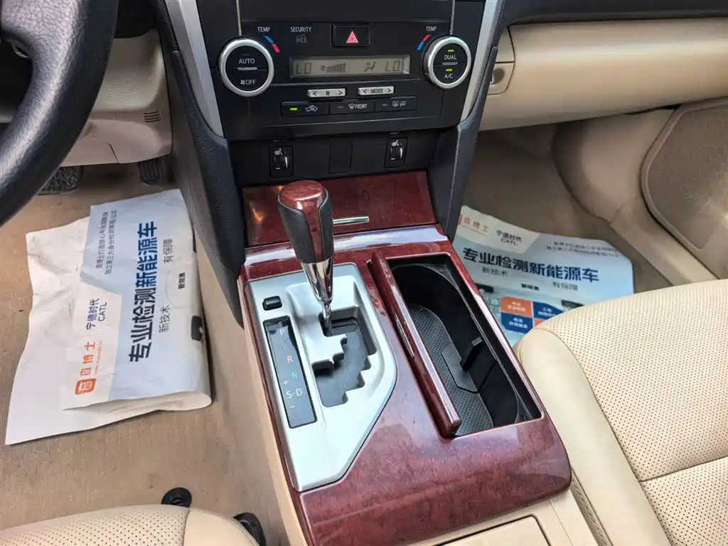 Toyota Camry 2013 2.0G Comfort фото 14