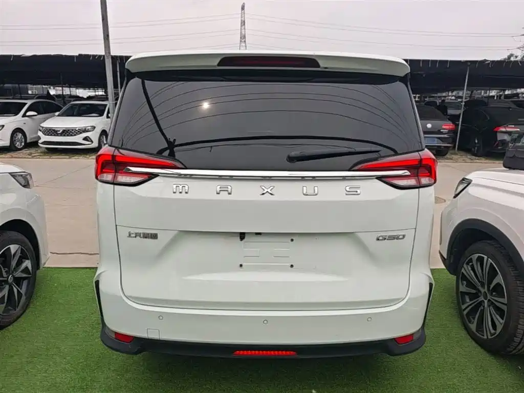 SAIC Maxus Maxus G50 2019 1.5T First Edition Automatic Luxury 6-Seater фото 6
