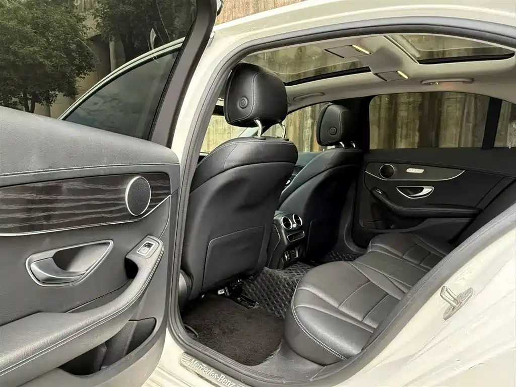 Mercedes-Benz C-Class 2020 Facelift C 260 L Sport фото 11