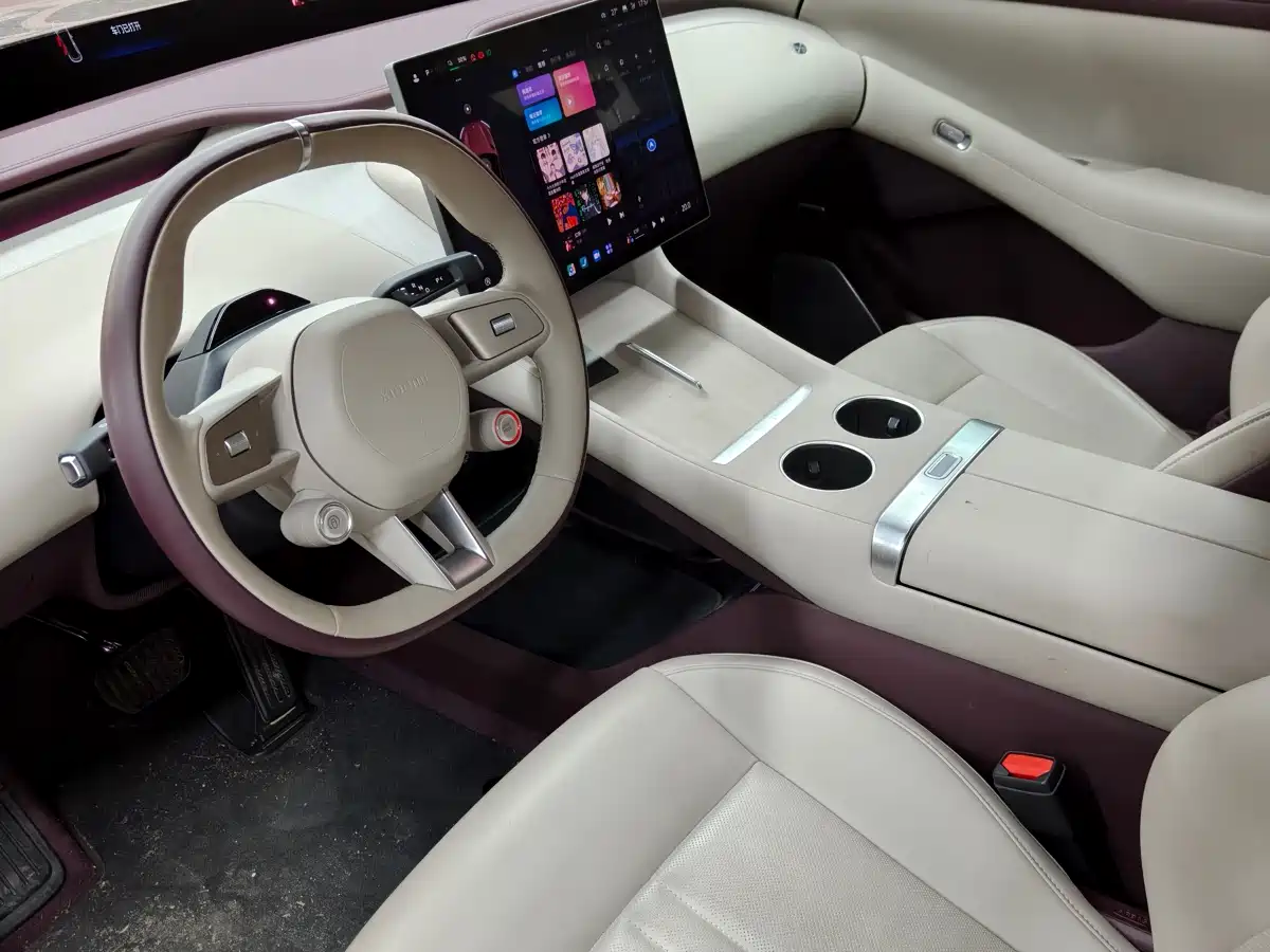 Xiaomi Auto Xiaomi YU7 2025 Ultra Long Range High Performance AWD Max Edition фото 8