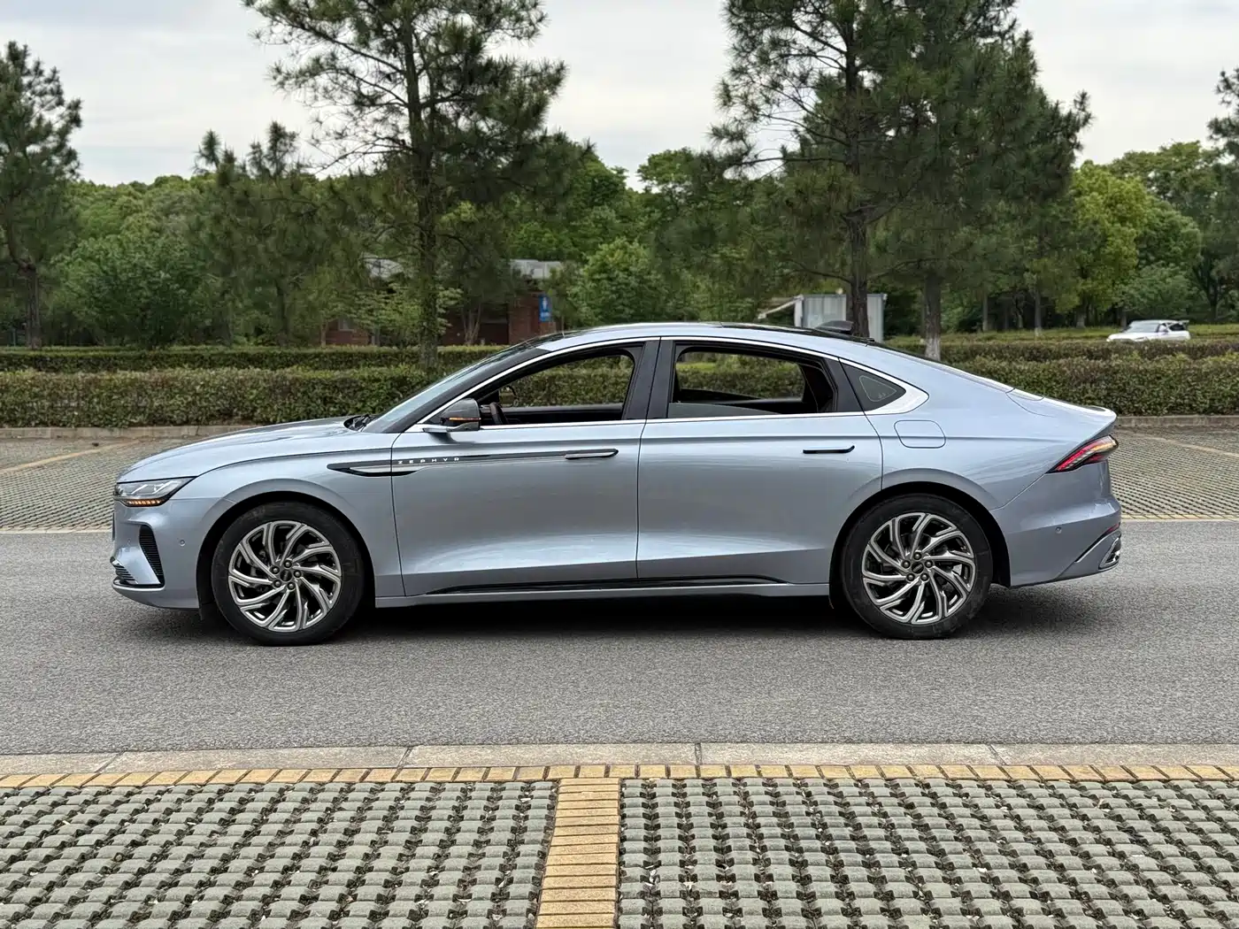 LINCOLN Z
