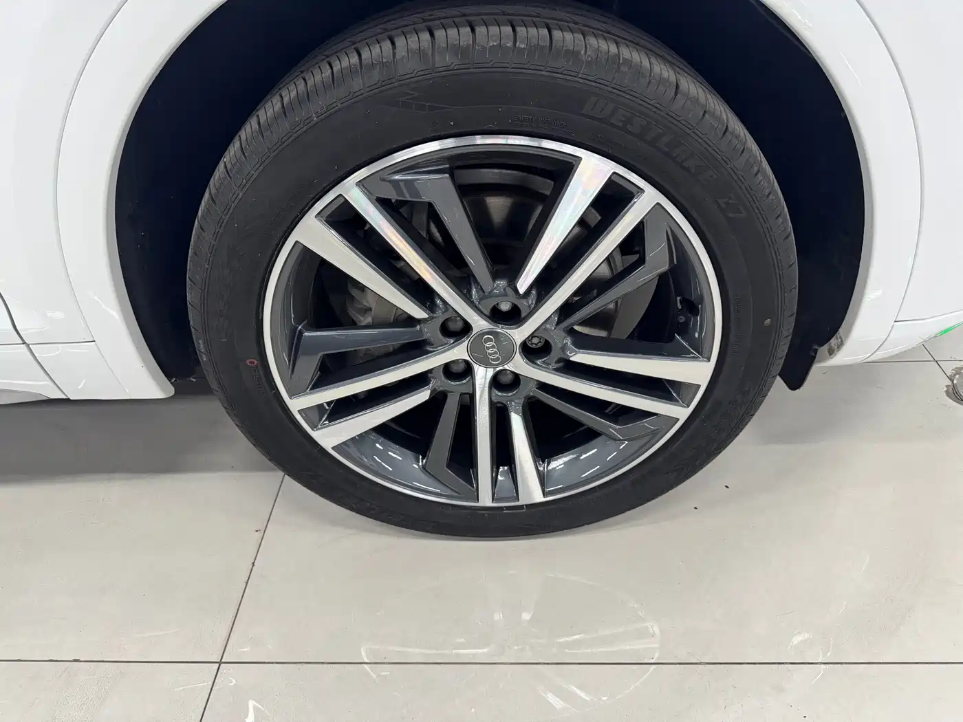 Audi Q5L 2020 40 TFSI Prestige Fashion фото 21