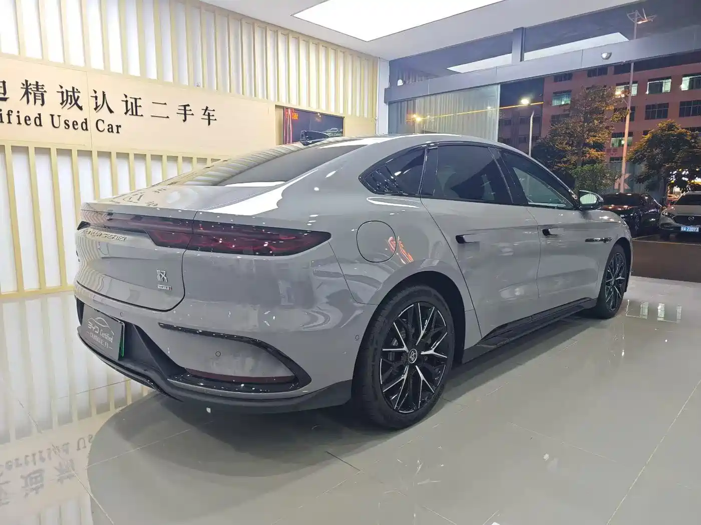 BYD Han 2025 2025 DM-i 125KM LiDAR Smart Driving