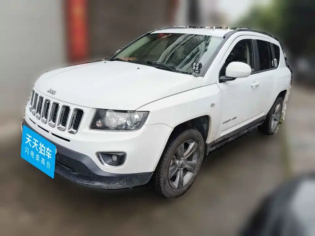 Jeep Compass (Import) 2015 2014 Facelift 2.4L 4WD Comfort Edition
