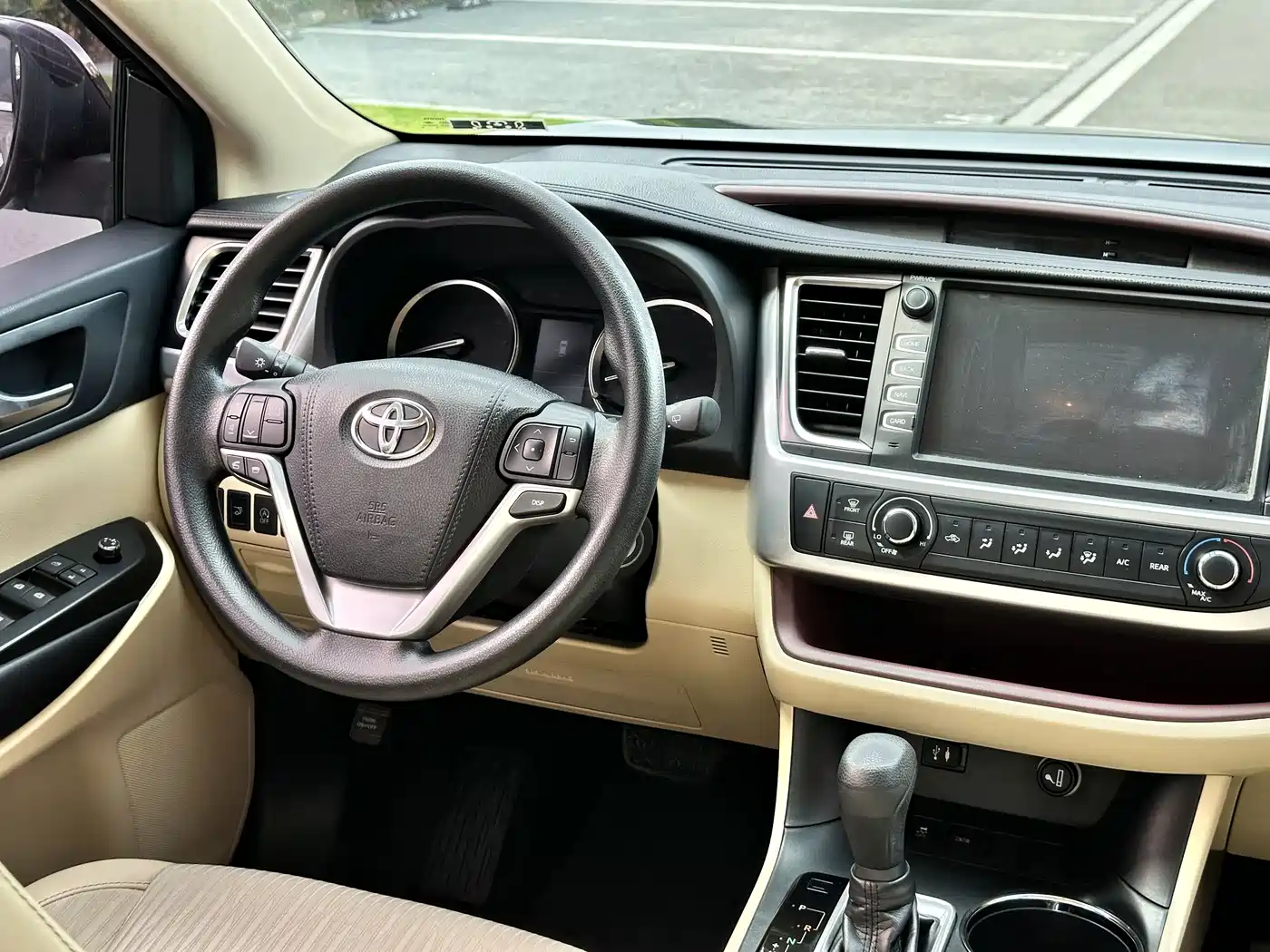 Toyota Highlander 2017 2.0T 2WD Elite 7-Seater фото 12
