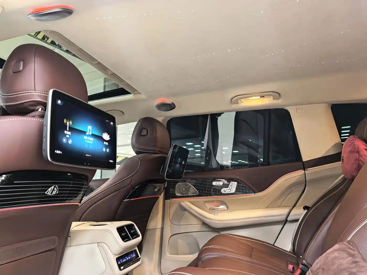 Mercedes-Benz GLS 2022 GLS 450 4MATIC Luxury фото 8