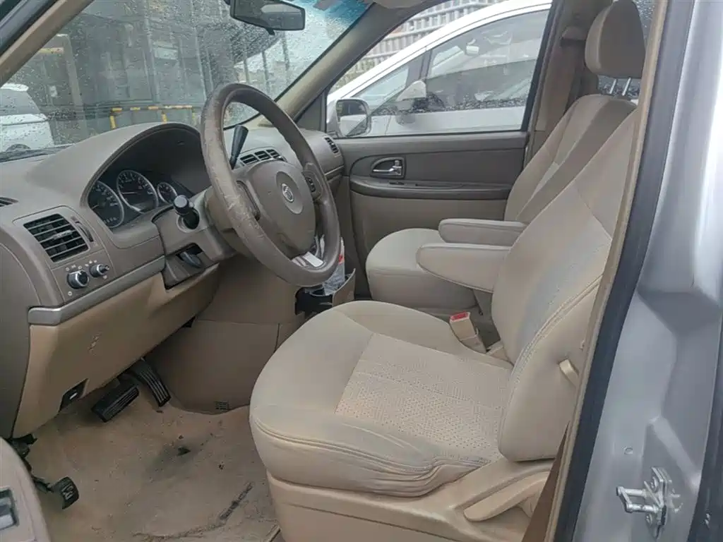 Buick GL8 2014 2.4L Comfort Edition фото 15