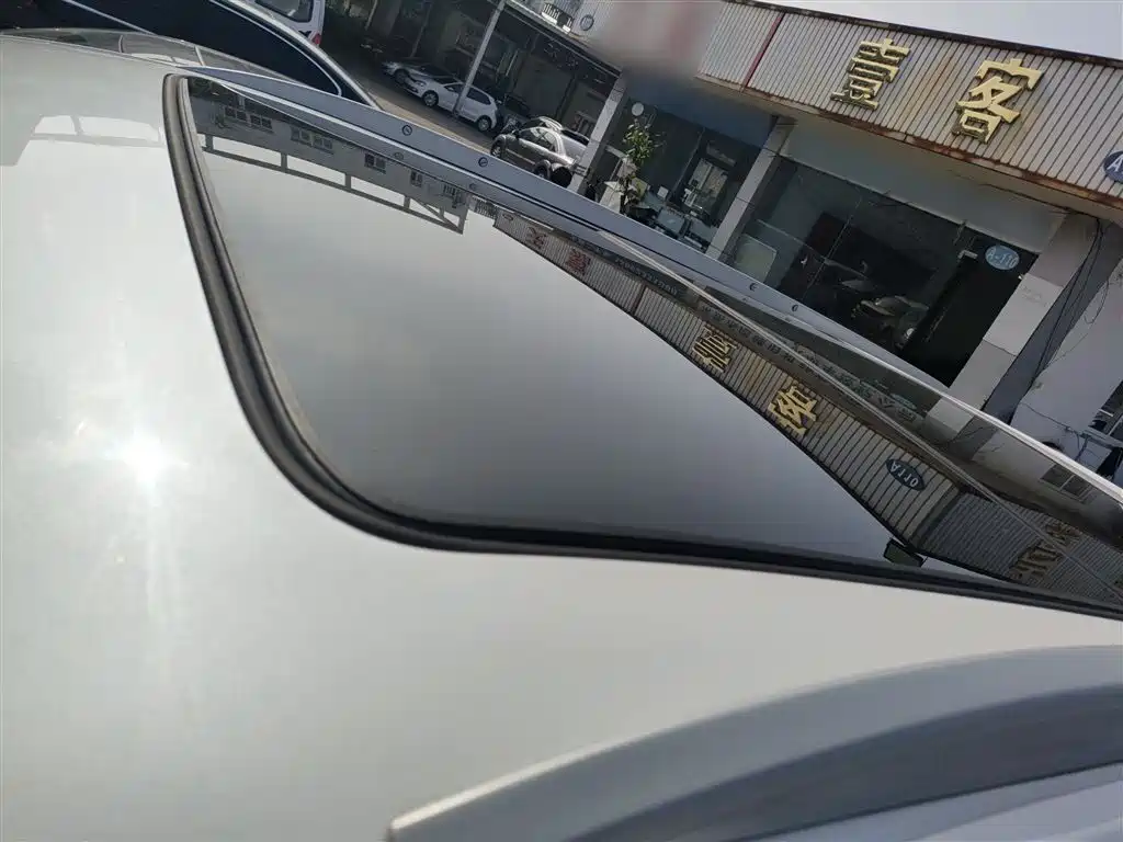 Cadillac XT5 2016 25T Luxury Model фото 27