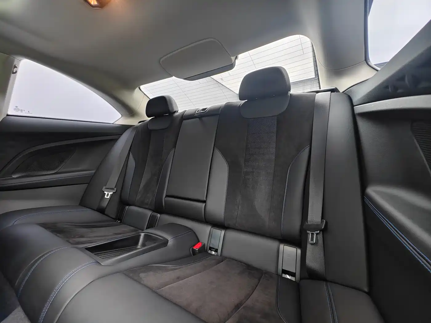 BMW 2 Series (Import) 2022 225i M Shadow Edition фото 15