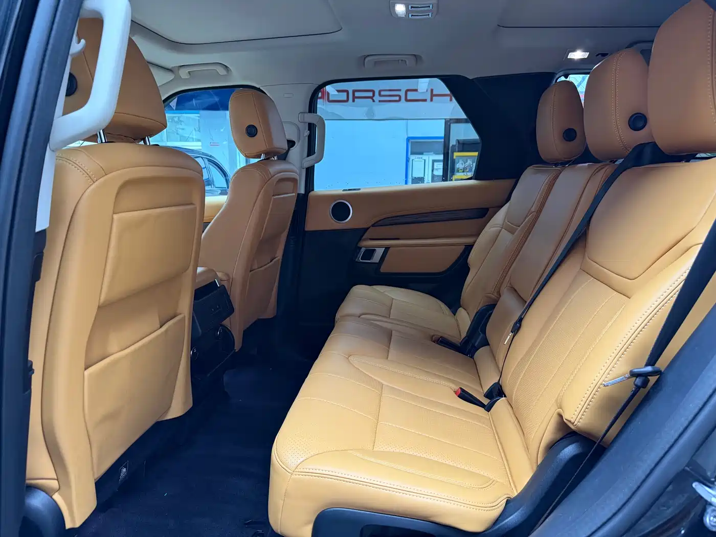 Land Rover Discovery 2017 3.0 SC V6 HSE фото 16