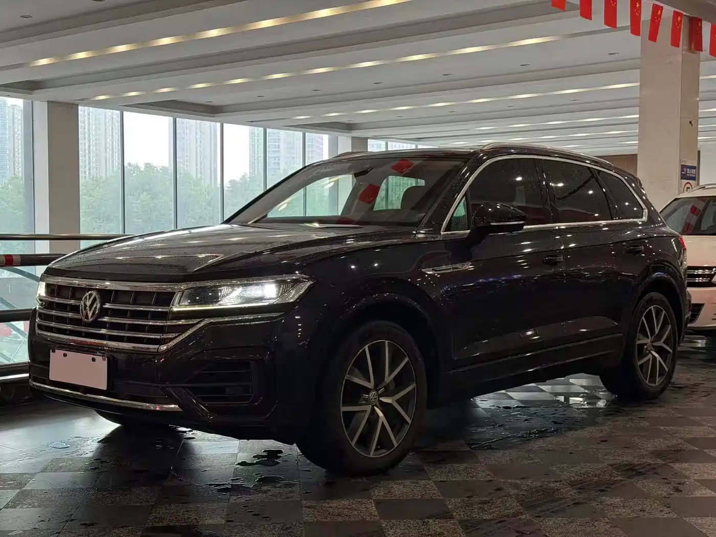 Volkswagen Touareg 2019 2019 3.0TSI Sharp Edge Edition China V
