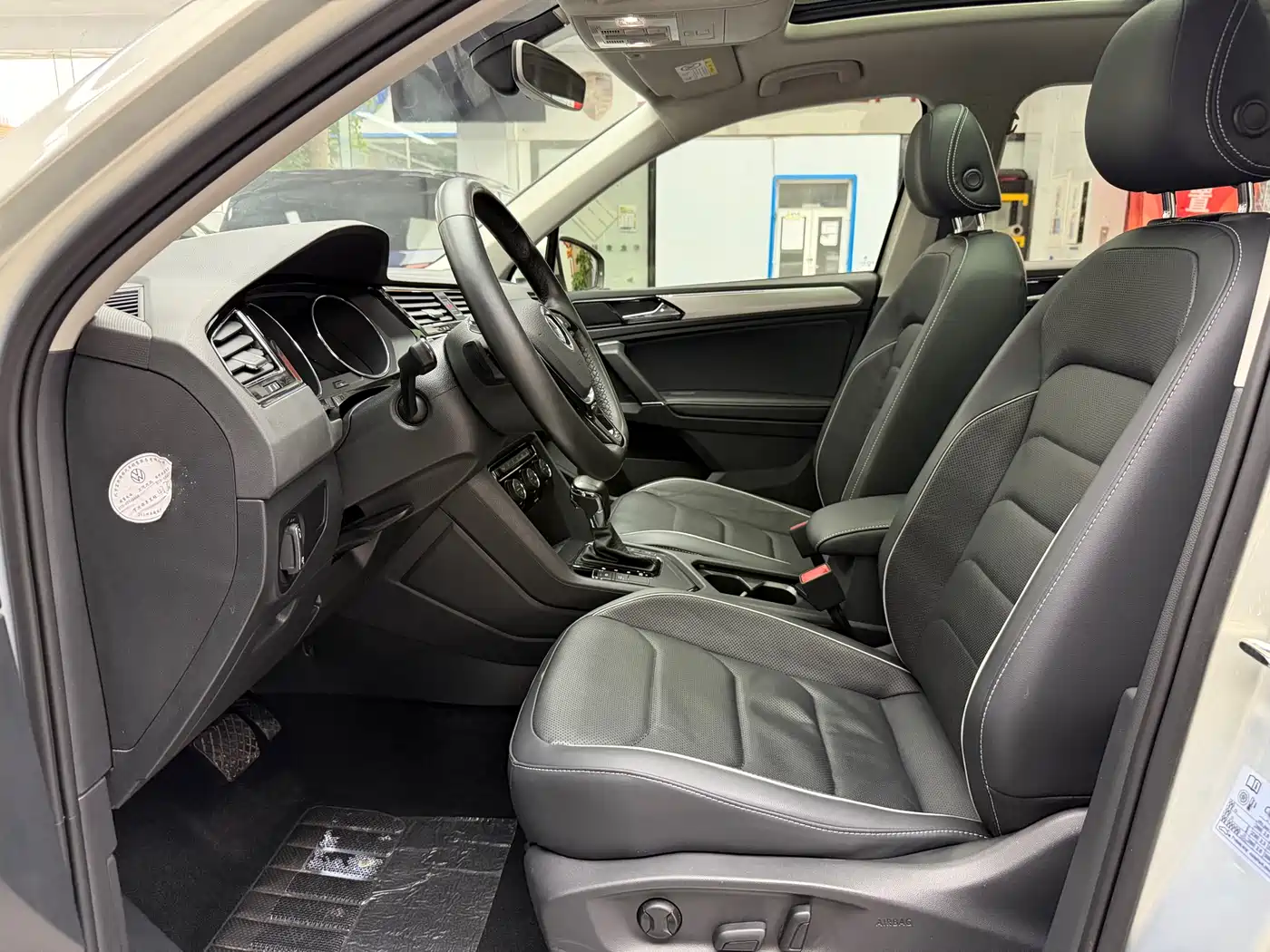 Volkswagen Tiguan L 2018 330TSI Automatic 2WD Flagship Edition фото 4