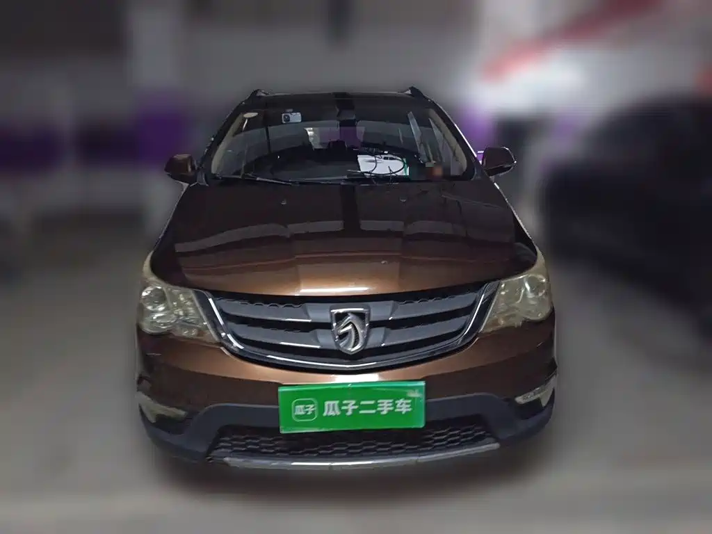 Baojun 730 2014 2014 1.5L Manual Comfort 7-seater