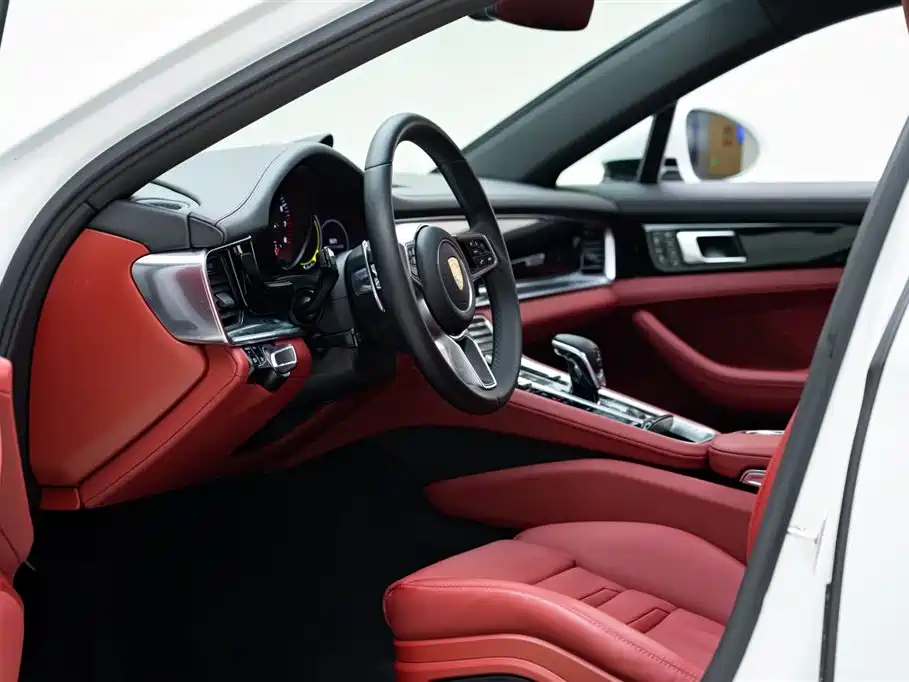 Porsche Panamera 2017 Panamera 4 Sport Turismo 3.0T фото 10