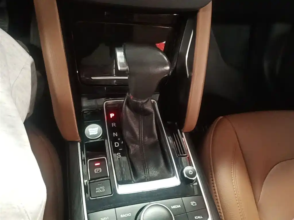 Borgward BX7 2017 2016 28T 2WD Elite 5-seater