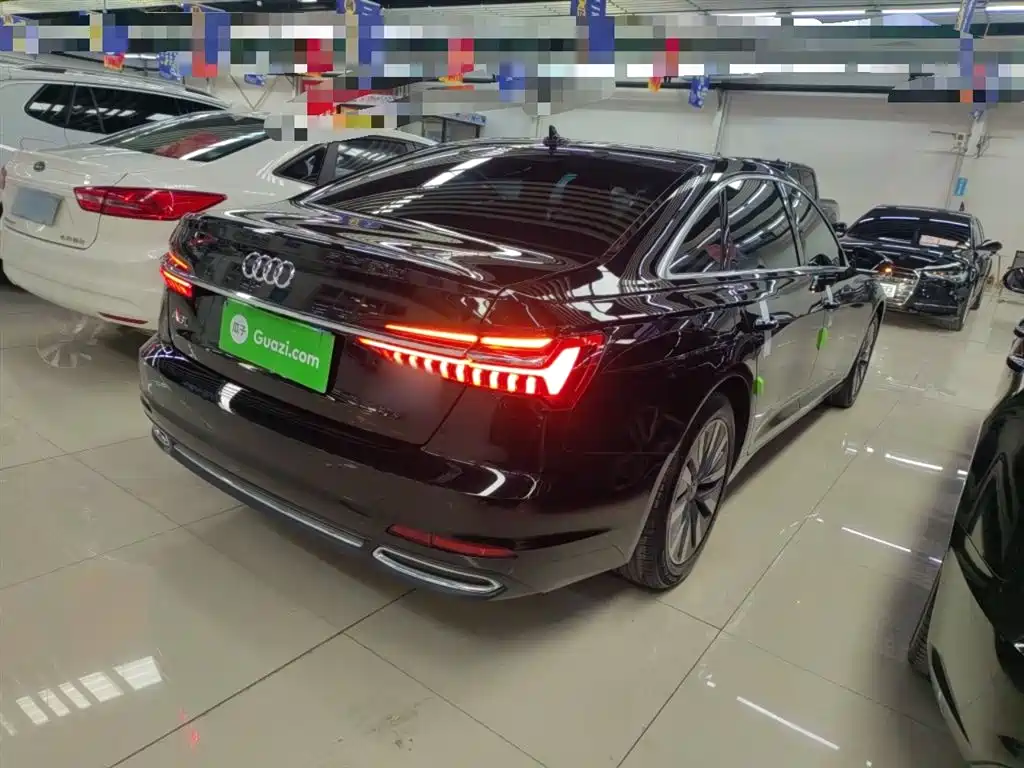 Audi A6L 2021 45 TFSI Exclusive Elegance фото 23