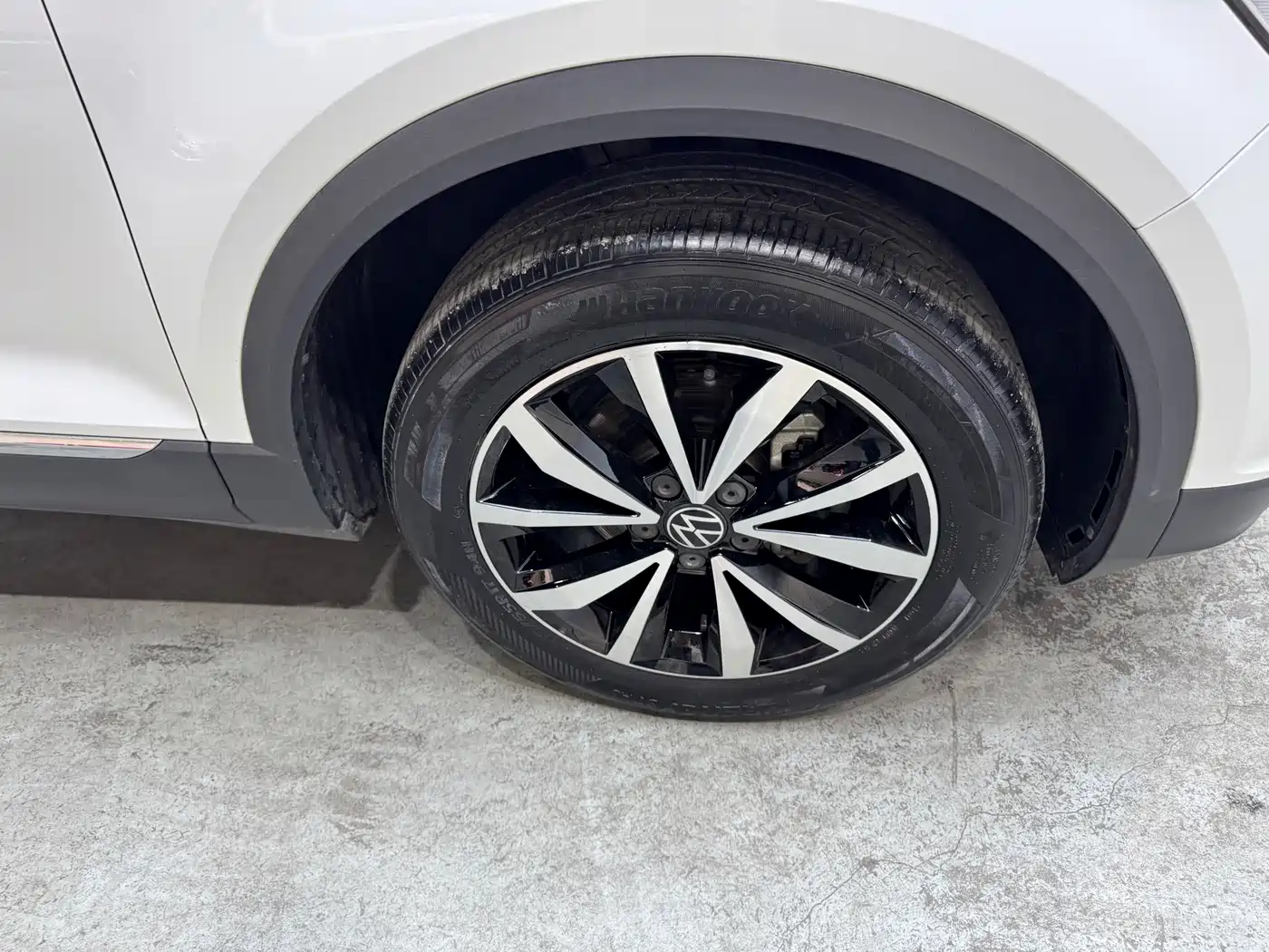Volkswagen T-ROC 2023 280TSI DSG 2WD Time Edition фото 27