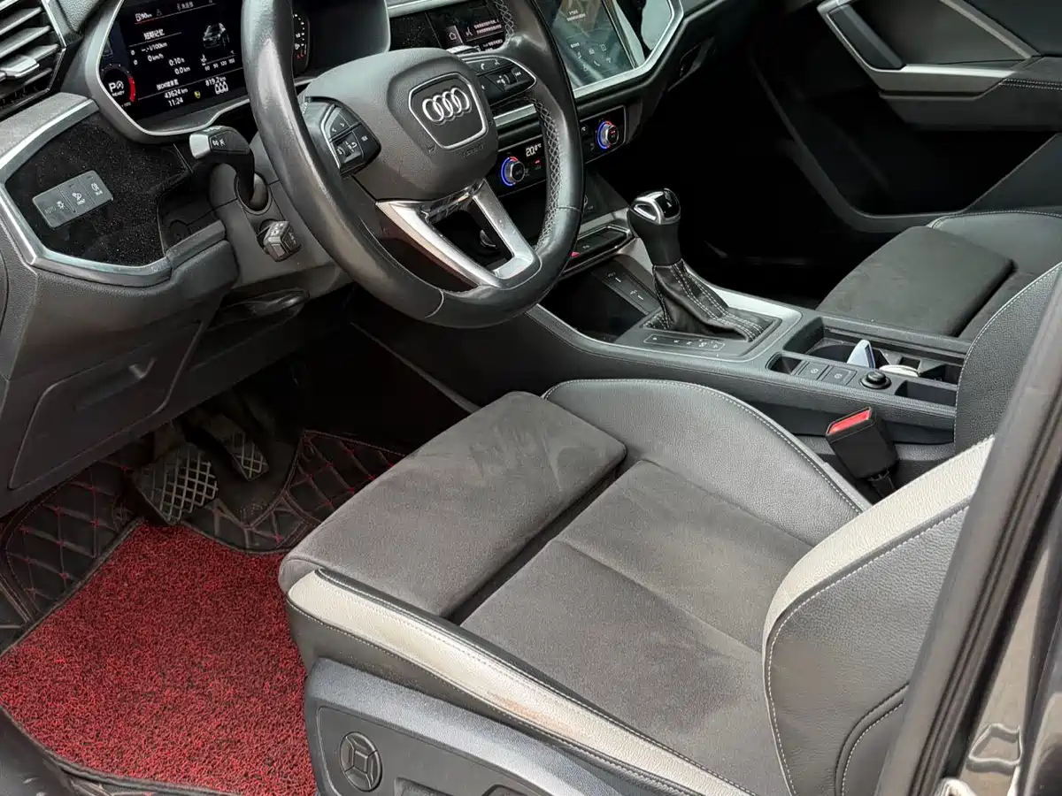 Audi Q3 2023 35 TFSI Progressive Dynamic (1.4T) фото 16