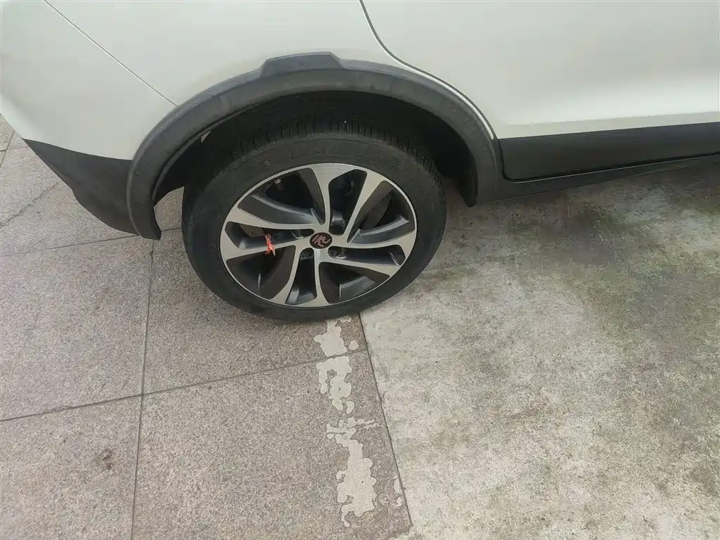 BYD Yuan 2016 1.5L Automatic Luxury фото 26