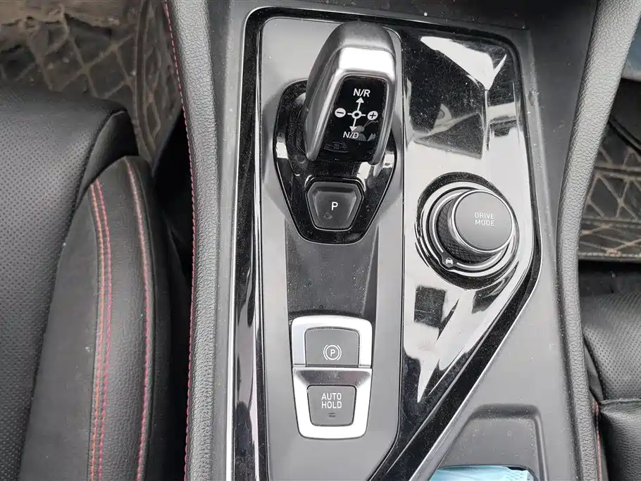 Lynk & Co 03 2019 2.0TD Auto Power Pro Version фото 16