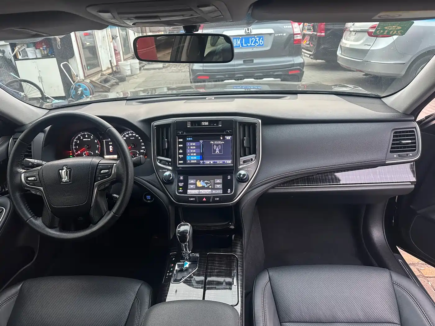 Toyota Crown 2015 2.0T Fashion фото 5