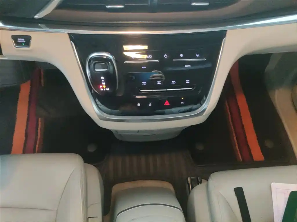 Buick GL8 2020 Model Land Business Class 652T Luxury фото 11