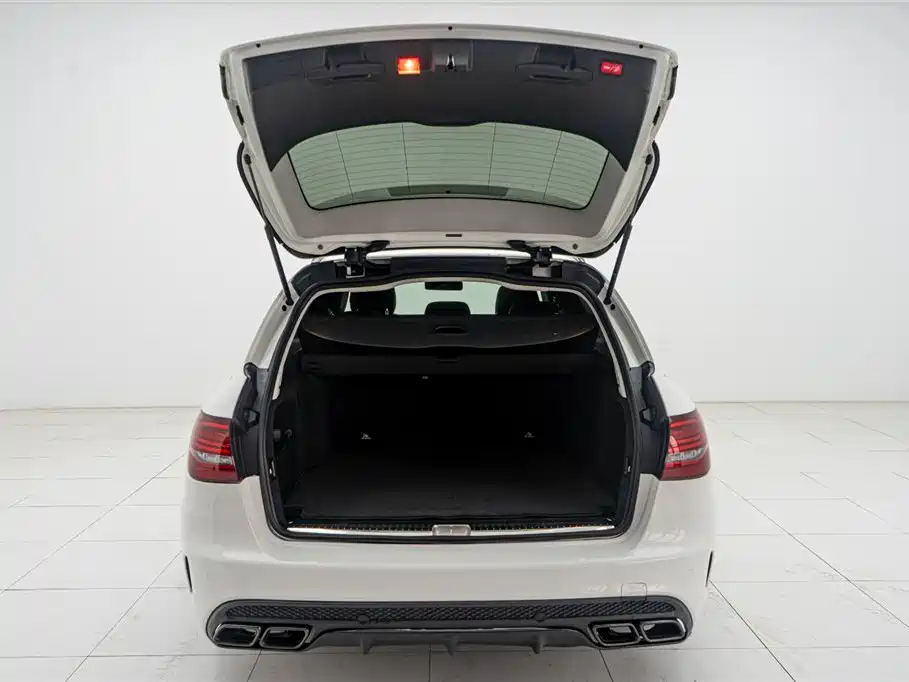 Mercedes-Benz C-Class (Import) 2020 Model C 260 Estate фото 26