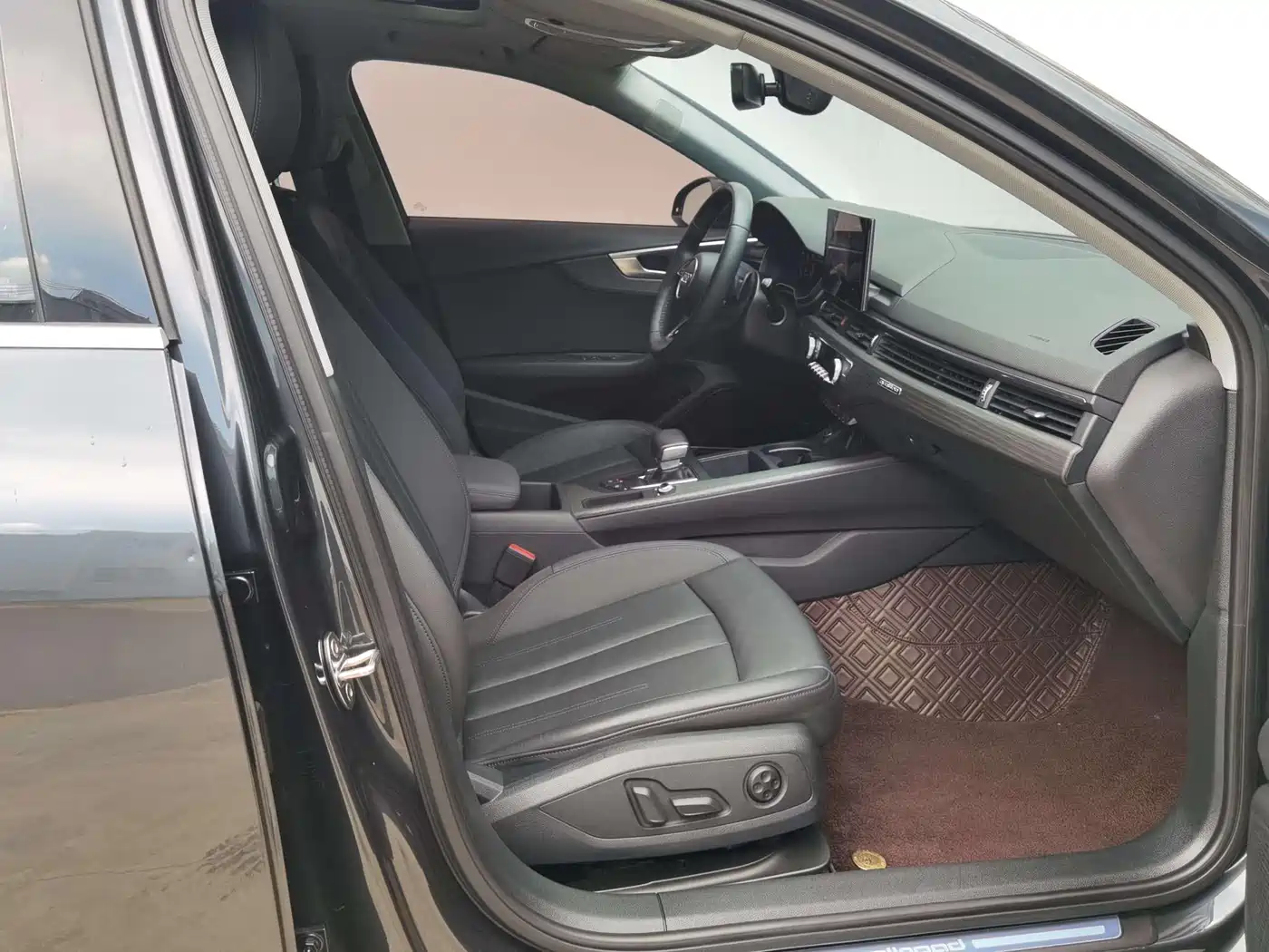 Audi A4 (Import) 2021 allroad quattro Explorer фото 23