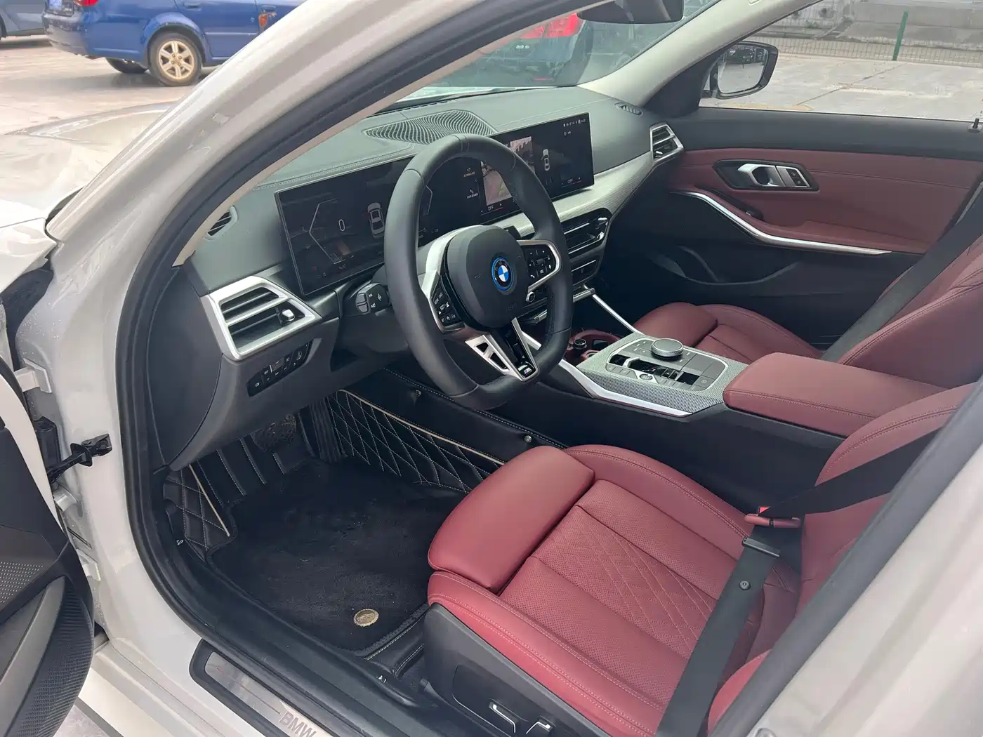 BMW i3 2025 eDrive 35 L фото 4
