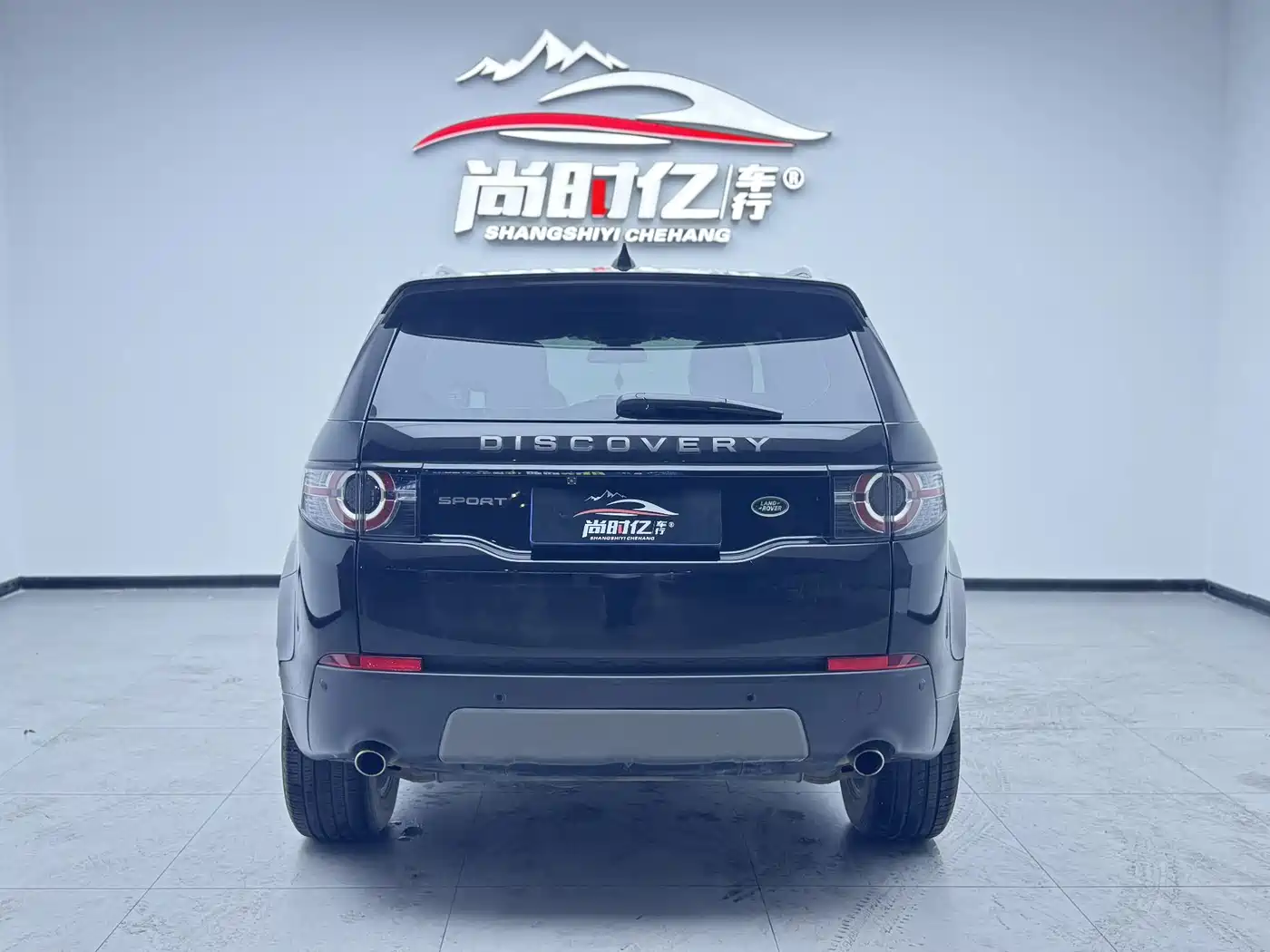 Land Rover Discovery Sport 2018 240PS SE Edition фото 6