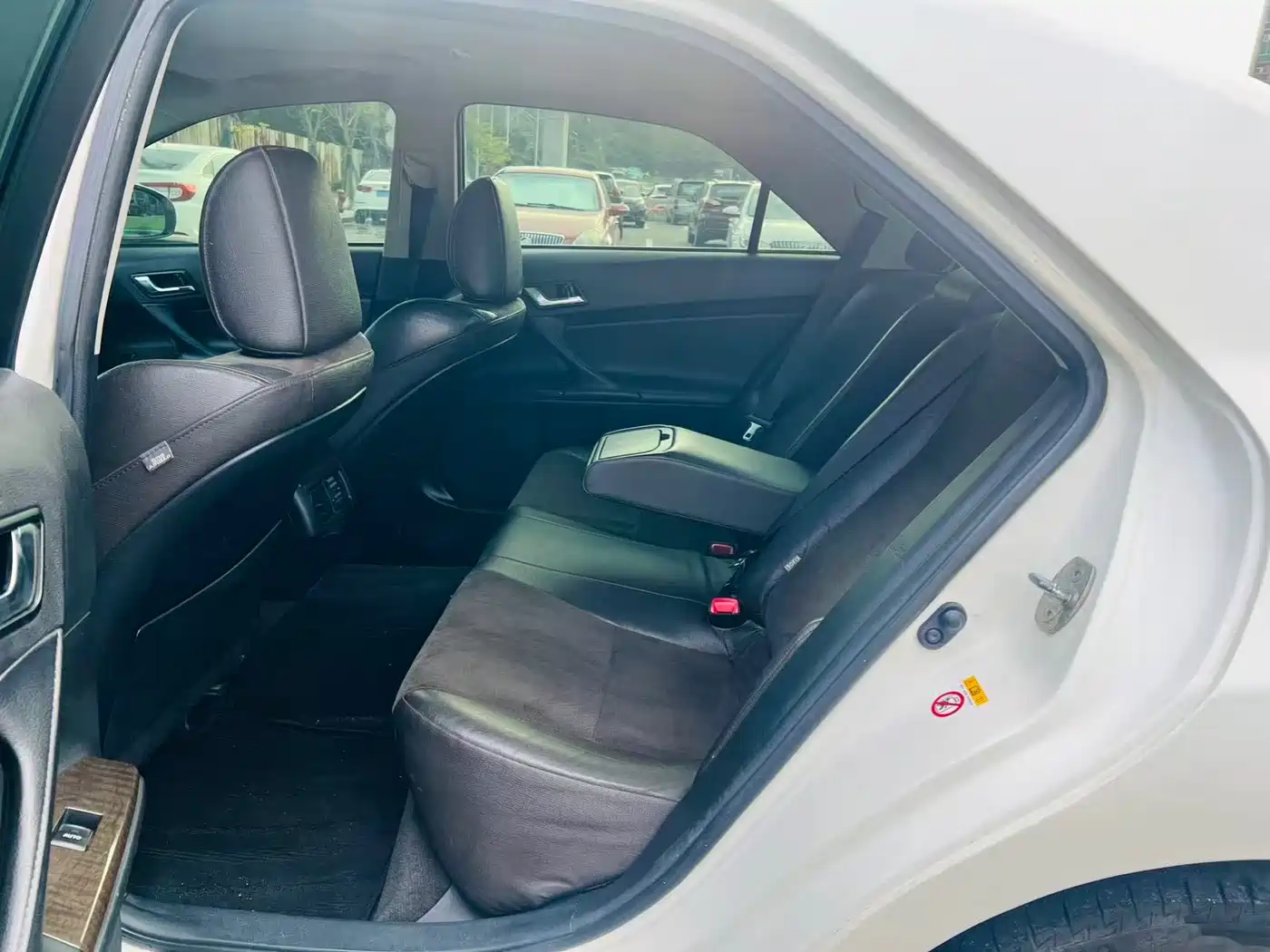 Toyota Reiz 2013 2.5V Premium Edition фото 7