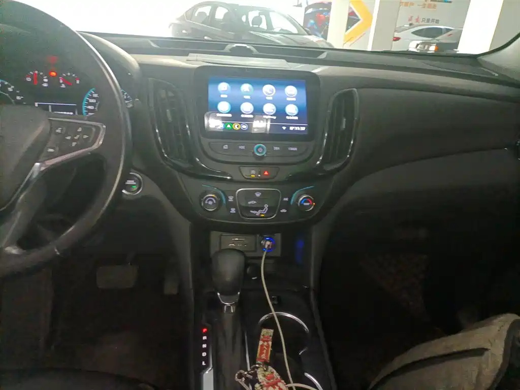 Chevrolet Equinox 2021 535T Chijie Edition фото 5