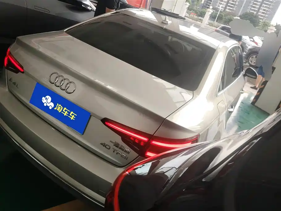 Audi A4L 2018 30th Anniversary 40 TFSI Progressive фото 3