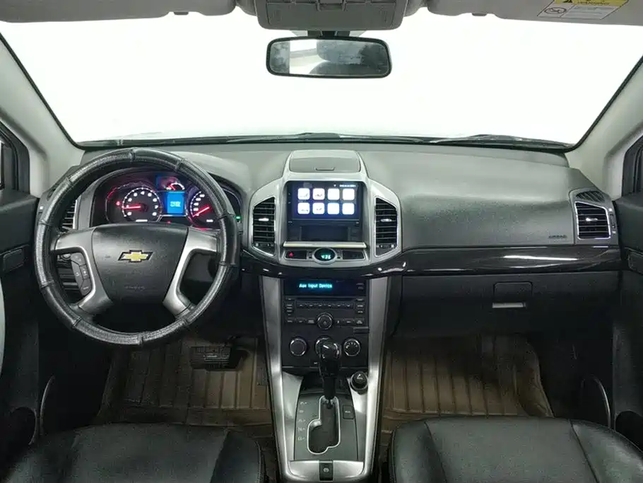 Chevrolet Captiva 2015 2.4L 2WD Urban Edition 7-seater фото 12