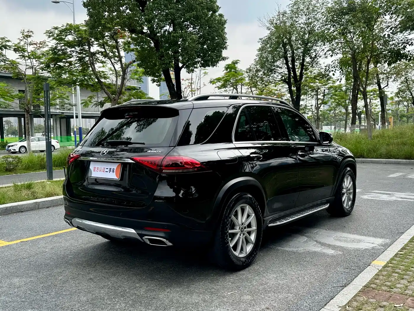 Mercedes-Benz GLE 2021 GLE 350 4MATIC Fashion фото 4