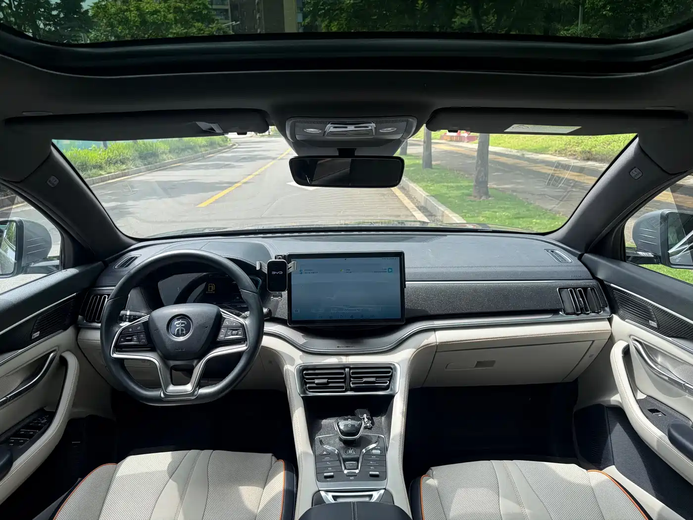 BYD Song PLUS PHEV 2021 DM-i 51KM Honor фото 9