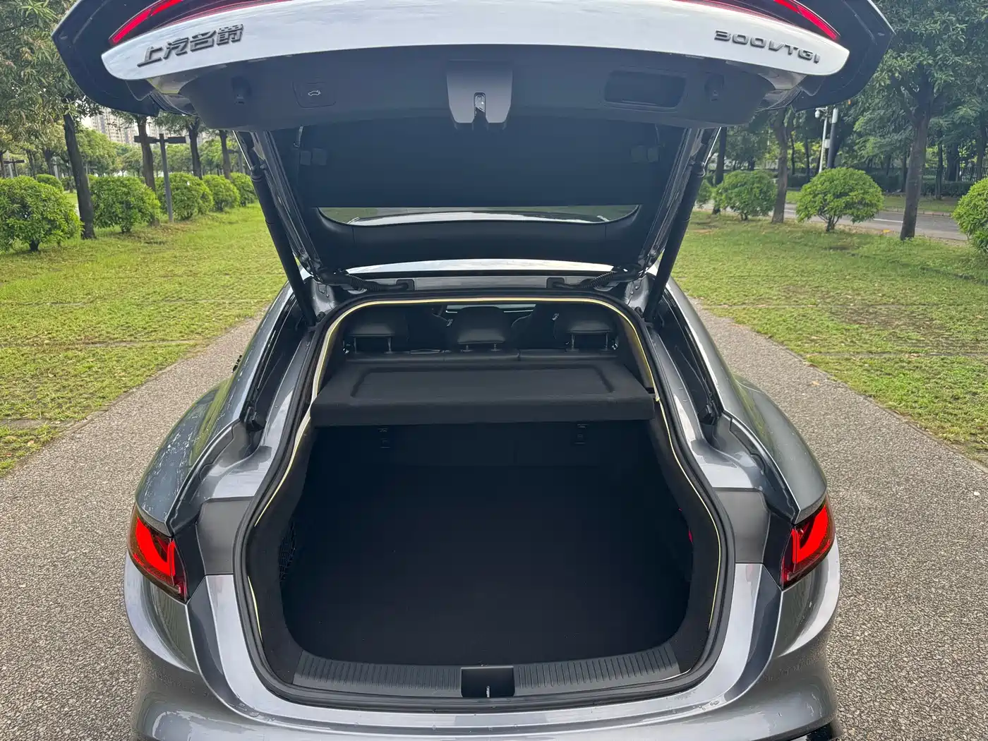 MG MG7 2025 2025 1.5T 300 DCT Elegance Edition