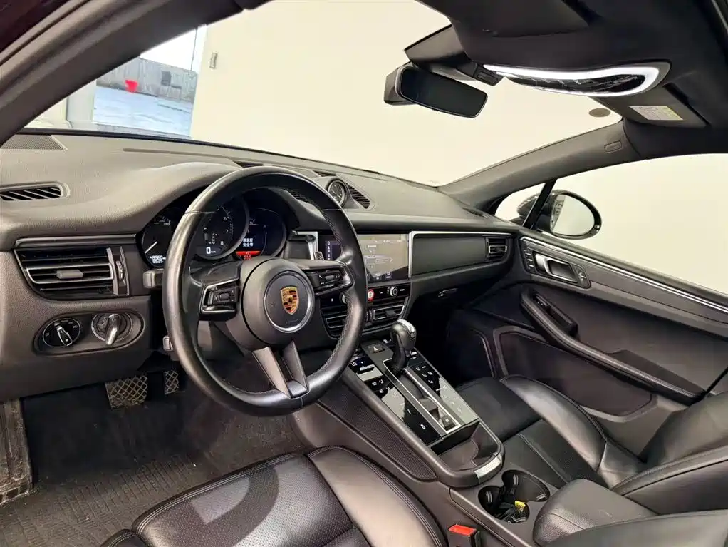 Porsche Macan 2023 Macan 2.0T фото 10