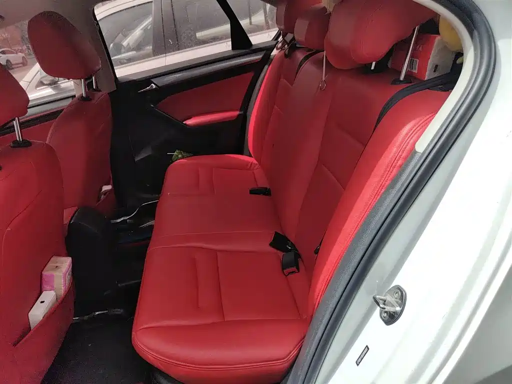 Volkswagen Bora 2018 1.5L Automatic Fashion фото 15