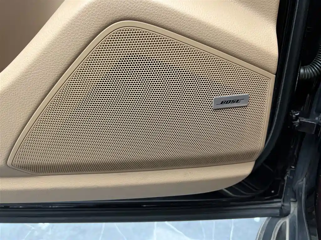 Porsche Cayenne New Energy 2020 Cayenne E-Hybrid 2.0T фото 15