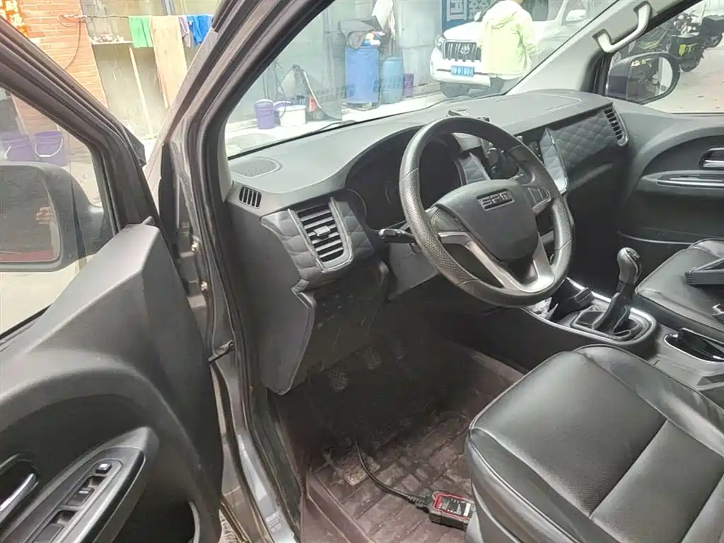 Jinbei Golden Sea Lion Classic 2022 2021 1.5L Travel Lion Passenger Van 6-seater