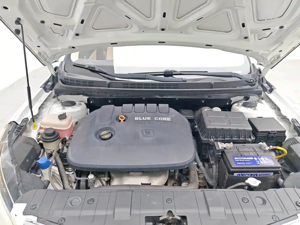 Changan Eado 2015 2015 1.6L Manual Luxury China V