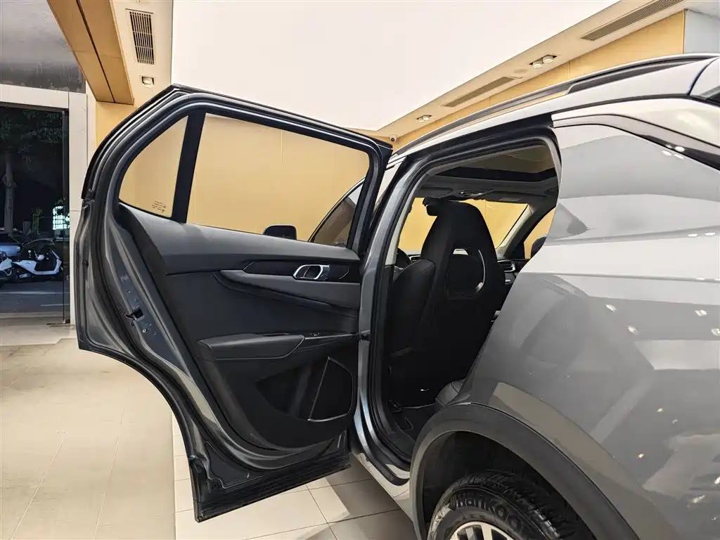 Lynk & Co 01 EM-P 2019 1.5T PHEV Power China VI фото 23