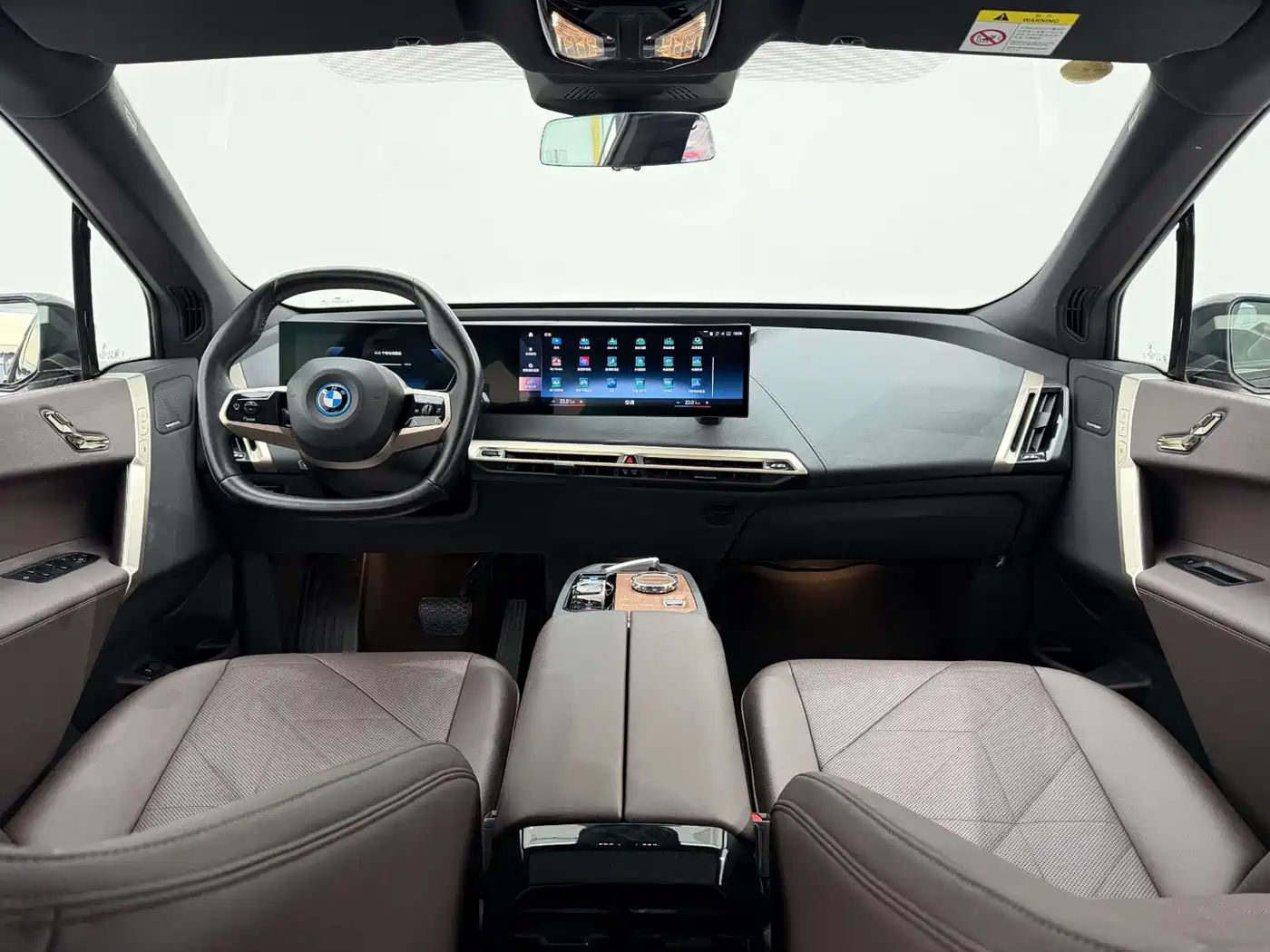 BMW iX 2022 xDrive40 фото 24