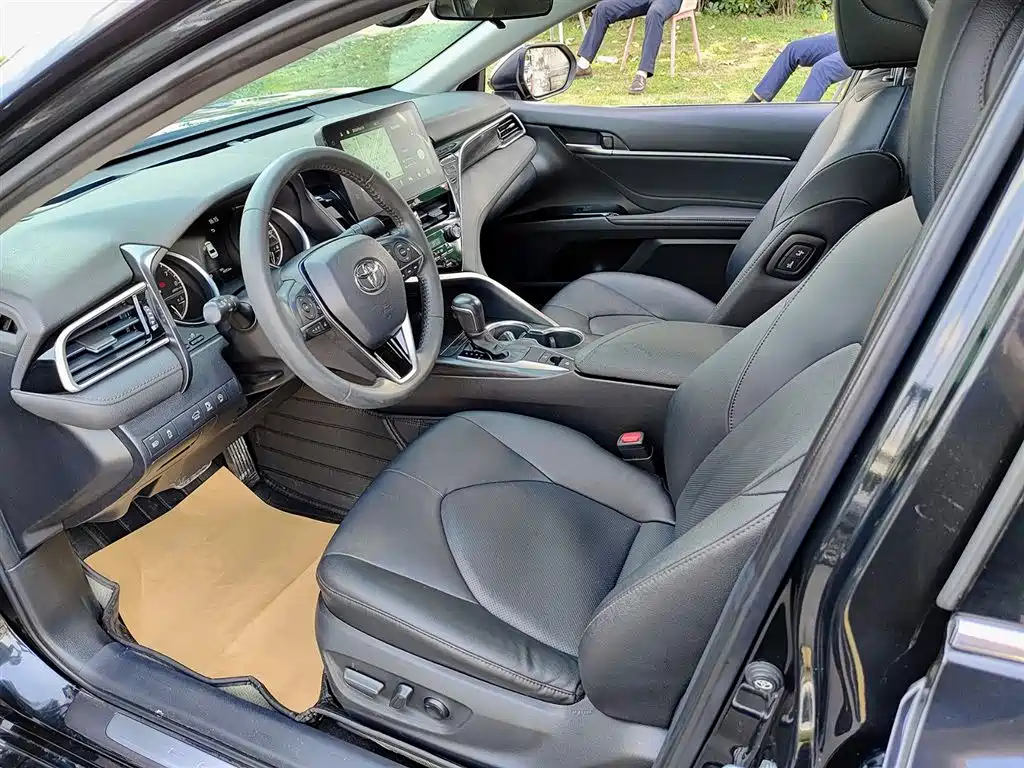 Toyota Camry 2021 2.0G Luxury Edition фото 7
