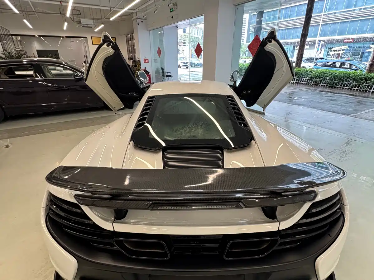 McLaren 650S 2014 3.8T Coupe фото 6