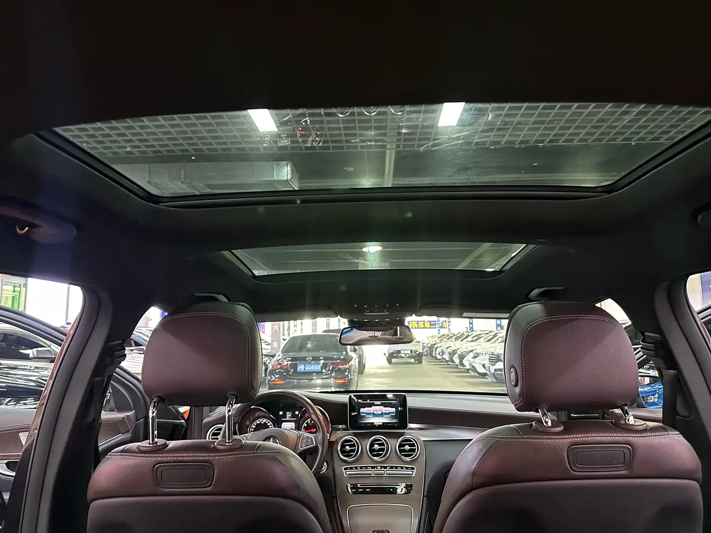 Mercedes-Benz GLC 2017 GLC 300 4MATIC Dynamic фото 15