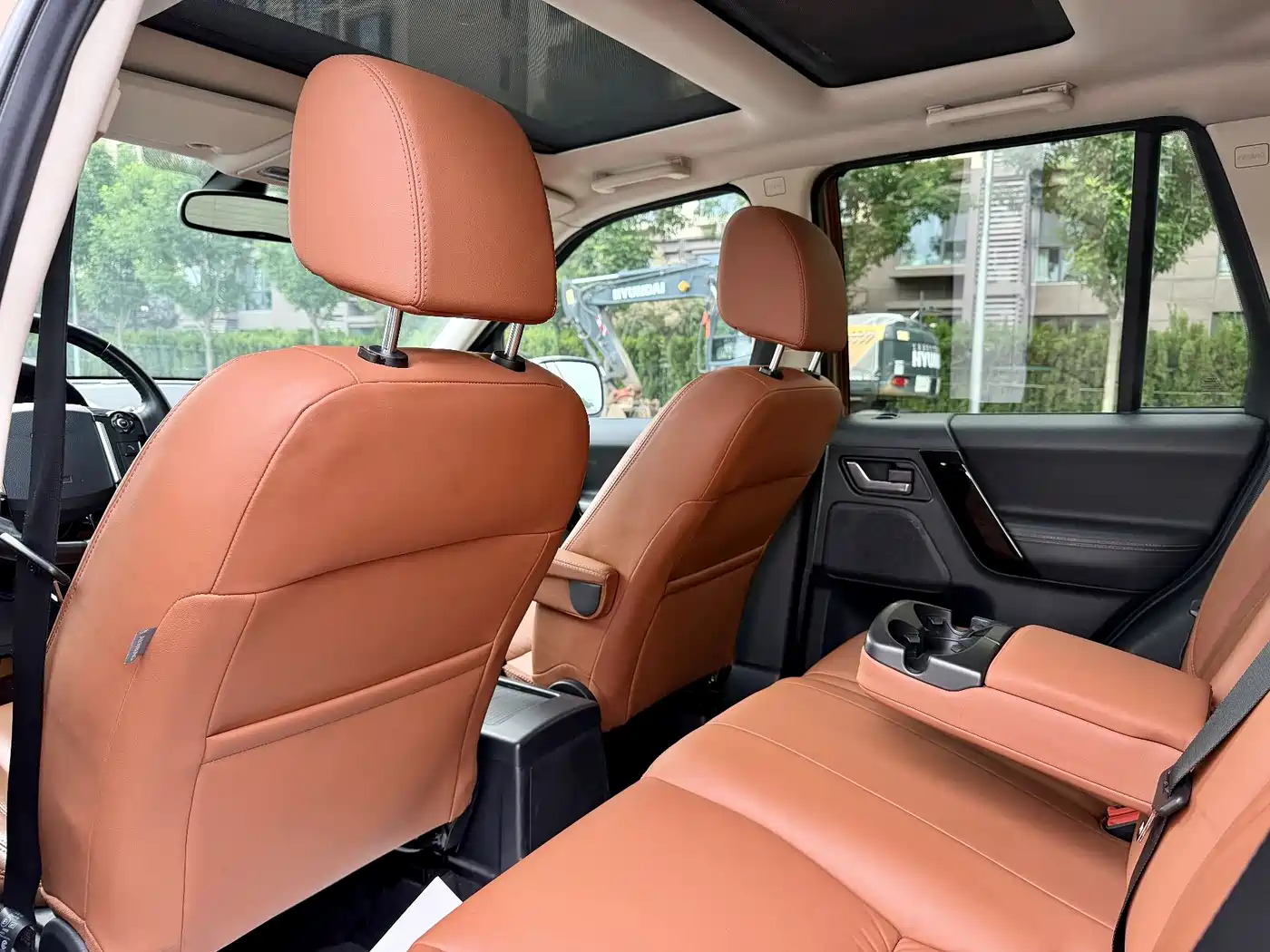 Land Rover Freelander 2 2015 2.0T Si4 HSE Luxury Collector's Edition фото 27